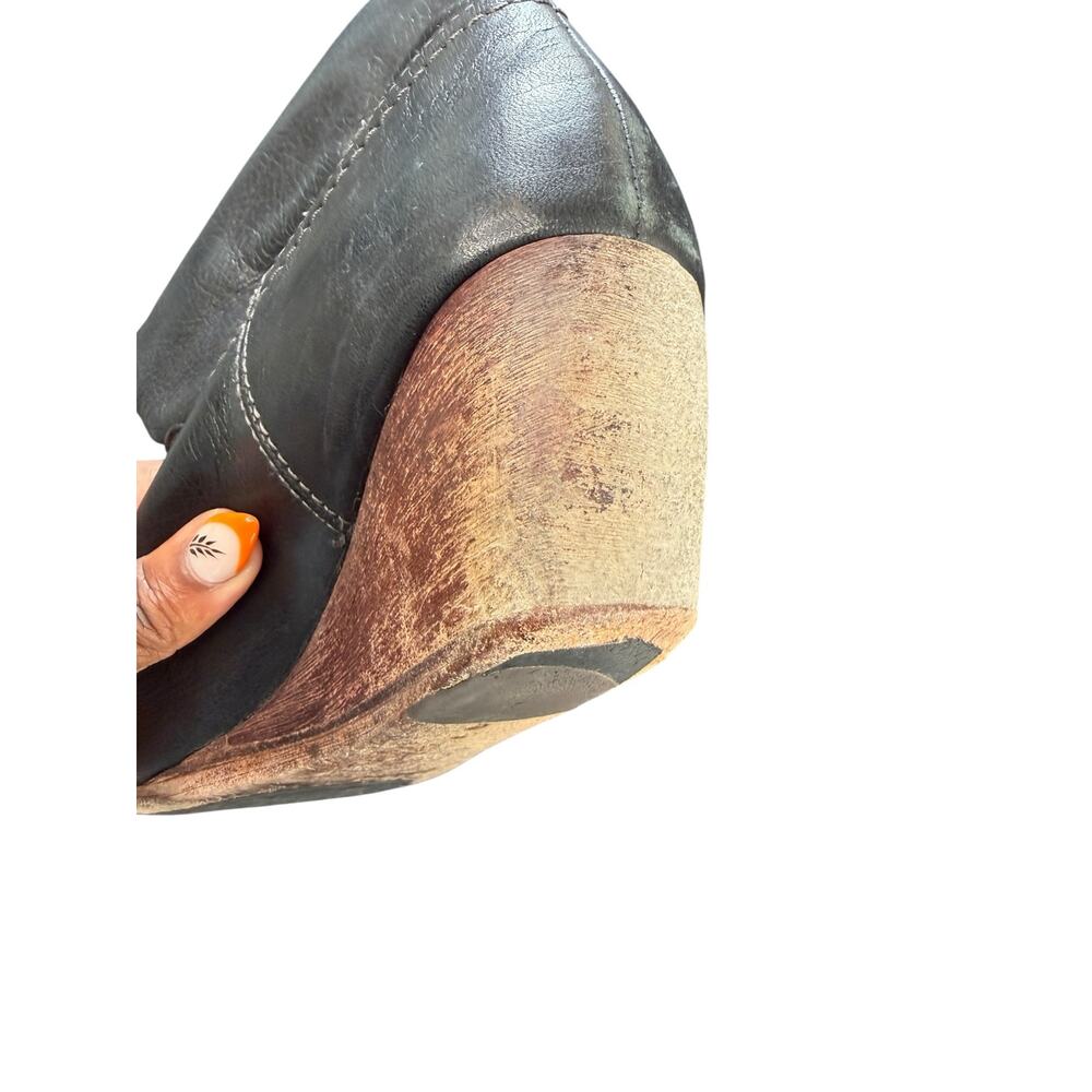 Frye Missy Short Boots Basic Classic Black‎ Leather Wedge Almond Toe Size 10 - Picture 6 of 11